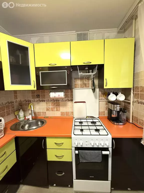 2-комнатная квартира: Брянск, улица Чернышевского, 72А (52 м) - Фото 1