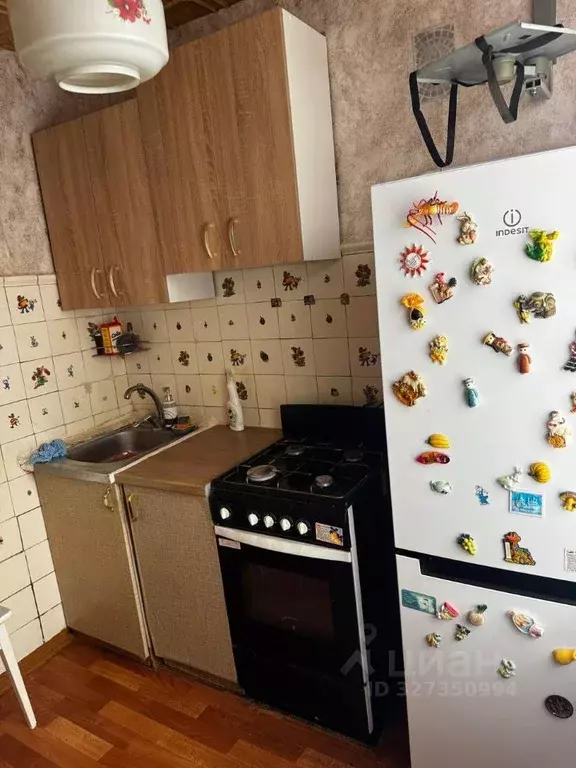 2-к кв. Московская область, Лобня ул. Калинина, 2 (43.6 м) - Фото 0