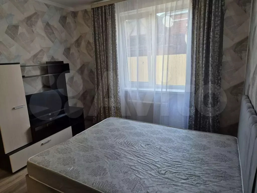 1-к. квартира, 35 м, 1/3 эт. - Фото 0