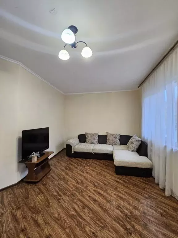 2-к кв. Ставропольский край, Пятигорск просп. Калинина, 5к1 (69.0 м) - Фото 1