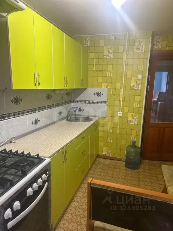 3-к кв. Башкортостан, Ишимбайский район, с. Петровское ул. ... - Фото 1