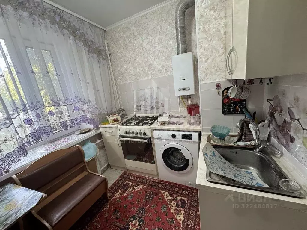 2-к кв. Брянская область, Брянск ул. Никитина, 30 (44.6 м) - Фото 1