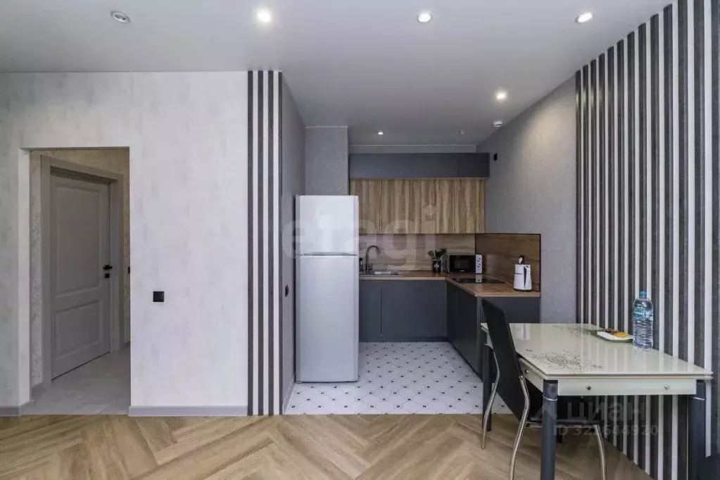 1-к кв. Тюменская область, Тюмень Профсоюзная ул., 59 (43.0 м) - Фото 1