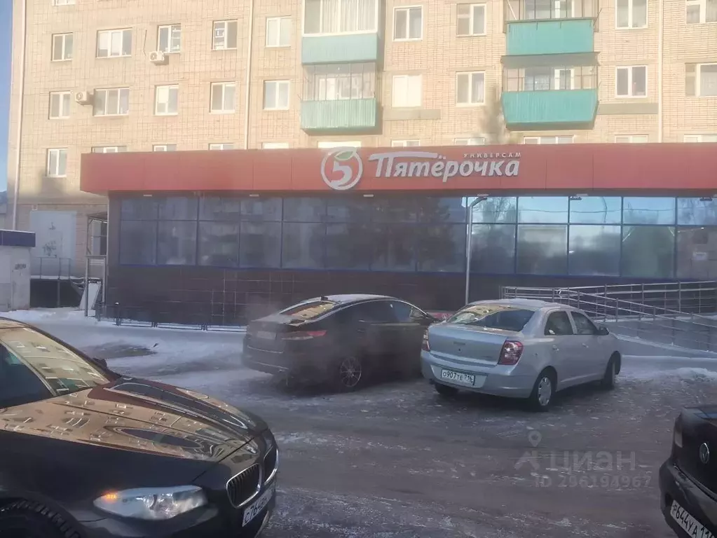 Торговая площадь в Татарстан, Альметьевск ул. Гафиатуллина, 20 (670 м) - Фото 1
