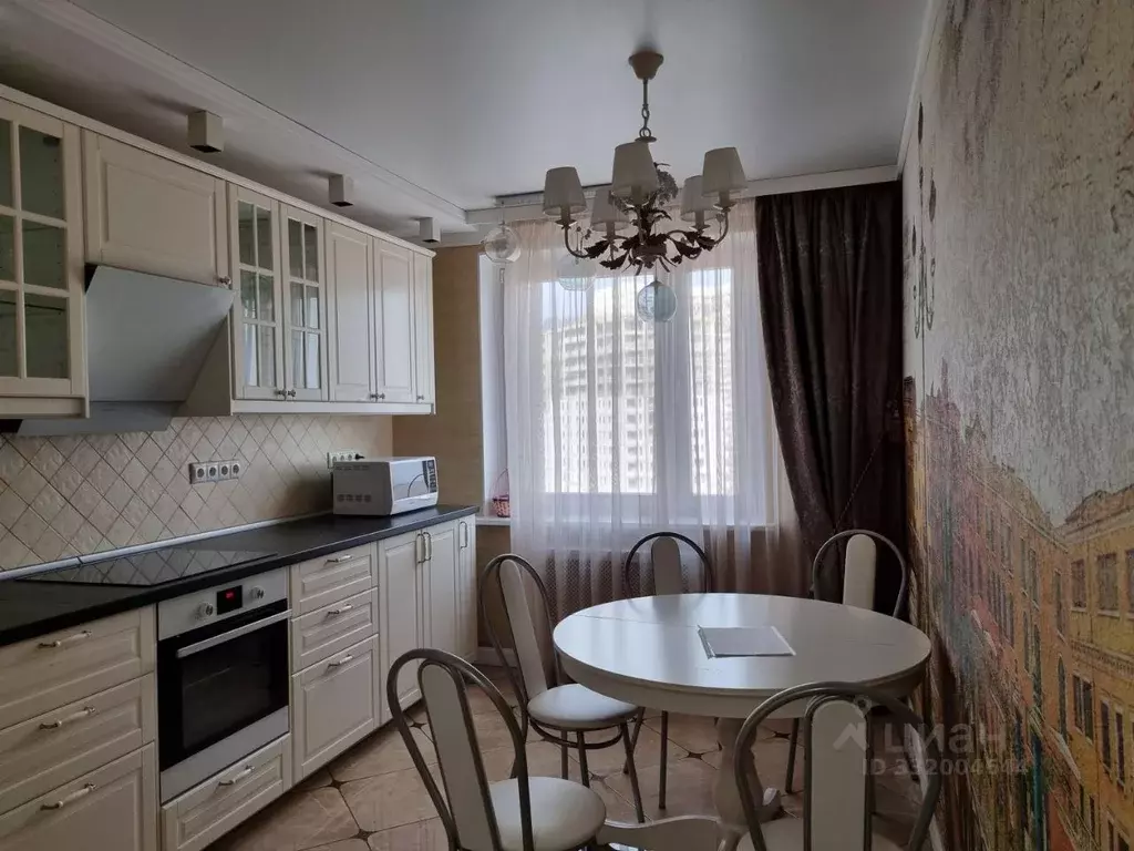 3-к кв. Москва, Москва, Московский г. ул. Никитина, 8 (78.0 м) - Фото 1