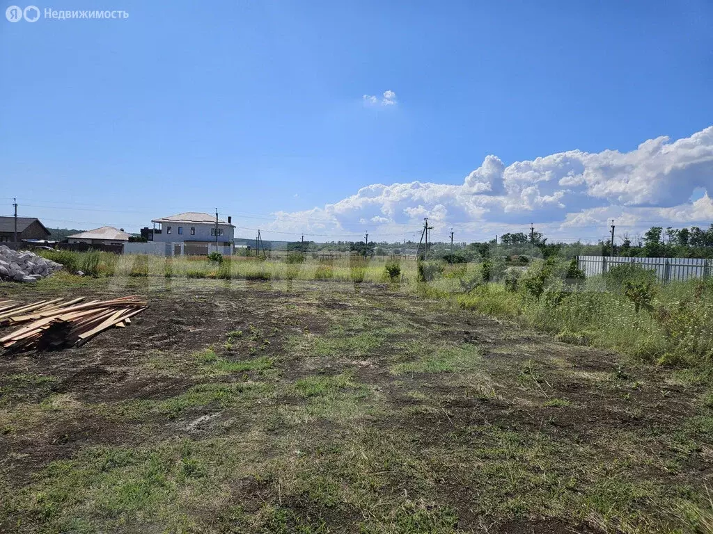Участок в посёлок Красный, улица Шолохова (5.1 м) - Фото 1