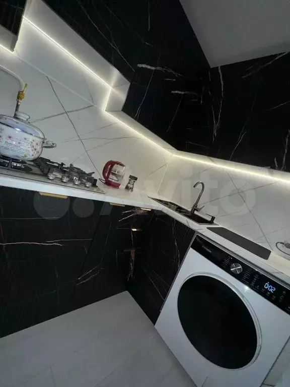 3-к. квартира, 55 м, 1/5 эт. - Фото 0