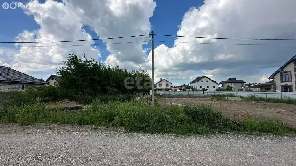 Участок в посёлок Дружный, Осенняя улица (8.98 м) - Фото 1