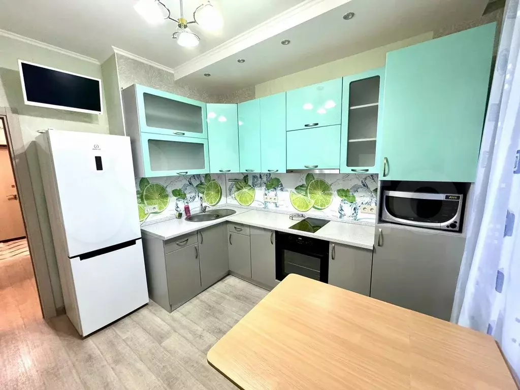1-к. квартира, 38 м, 6/9 эт. - Фото 0