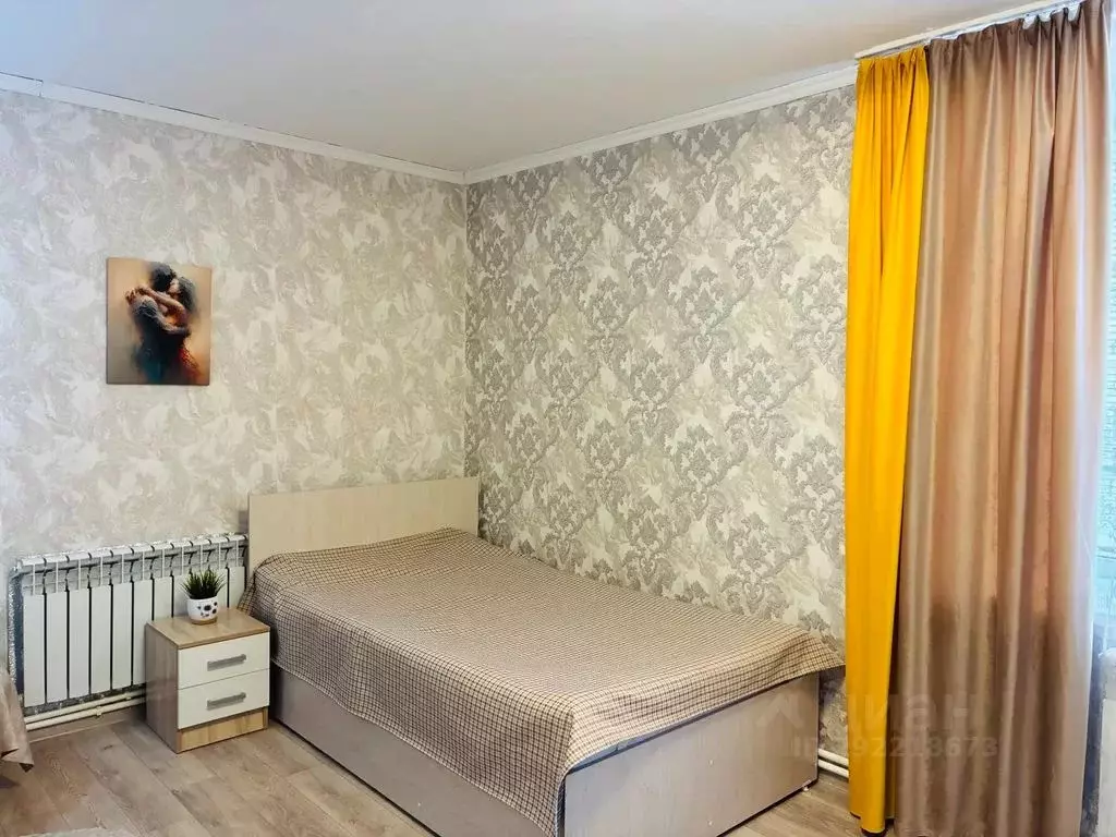 1-к кв. Чувашия, Канаш Комсомольская ул., 13 (40.0 м) - Фото 1