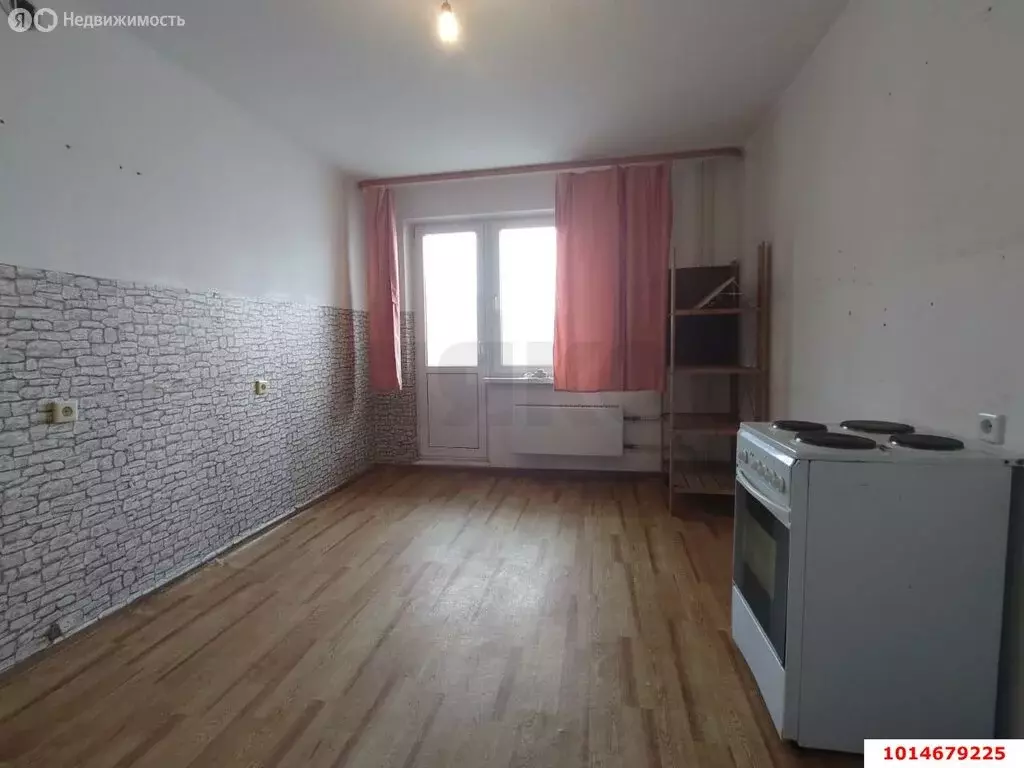 3-комнатная квартира: Краснодар, улица Карякина, 15 (74 м) - Фото 1