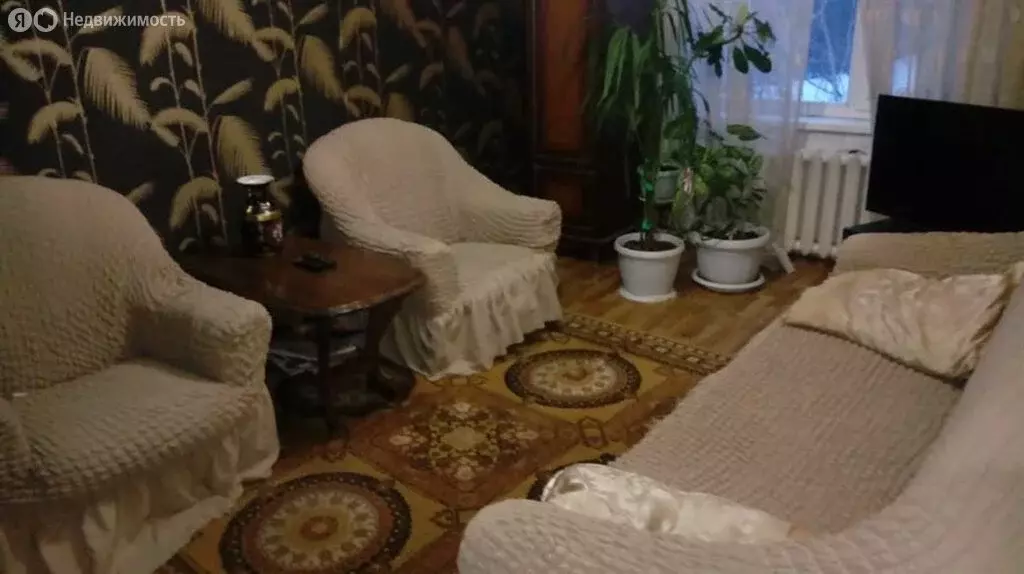 3-комнатная квартира: Петропавловск-Камчатский, улица Академика ... - Фото 0