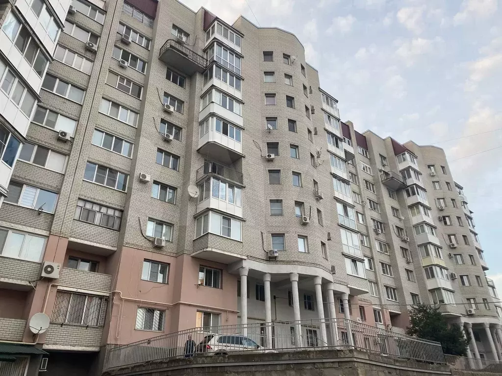 3-к. квартира, 92 м, 8/10 эт. - Фото 0