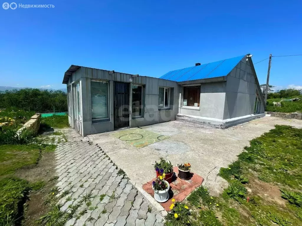 Дом в Камчатский край, Елизовский муниципальный округ, посёлок ... - Фото 1