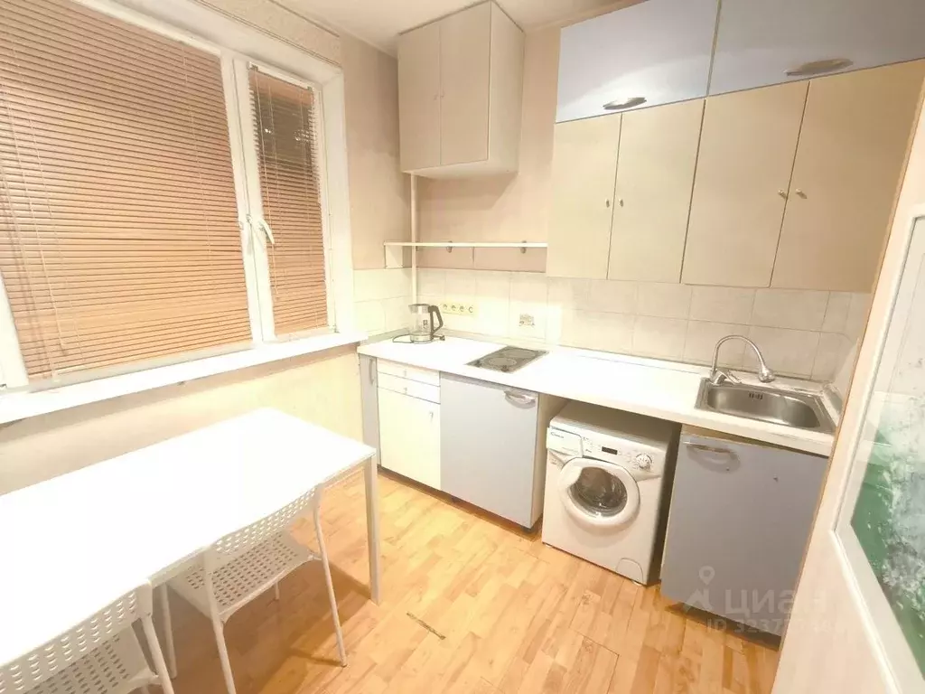 1-к кв. Москва Осенний бул., 16К1 (36.3 м) - Фото 1