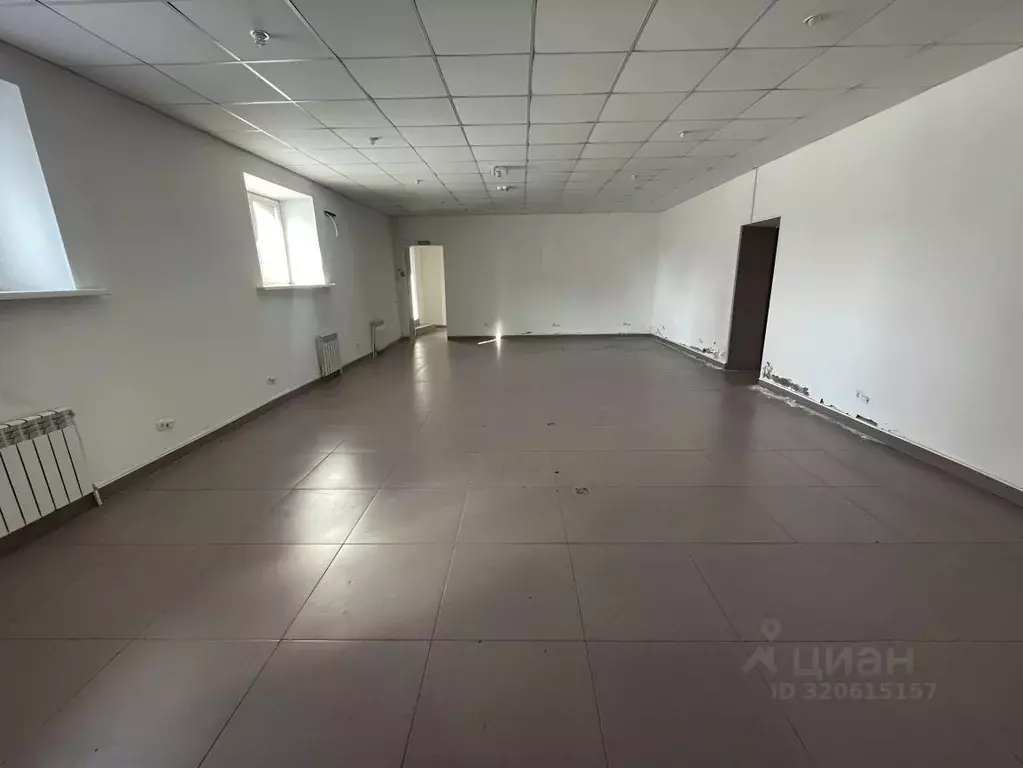 Помещение свободного назначения в Омская область, Омск Октябрьская ... - Фото 2