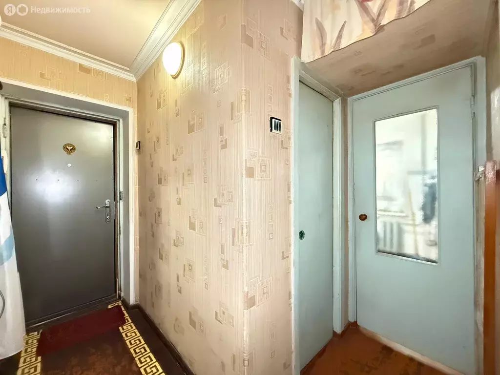 2-комнатная квартира: Нальчик, улица Площадь Коммунаров, 15 (39.6 м) - Фото 2