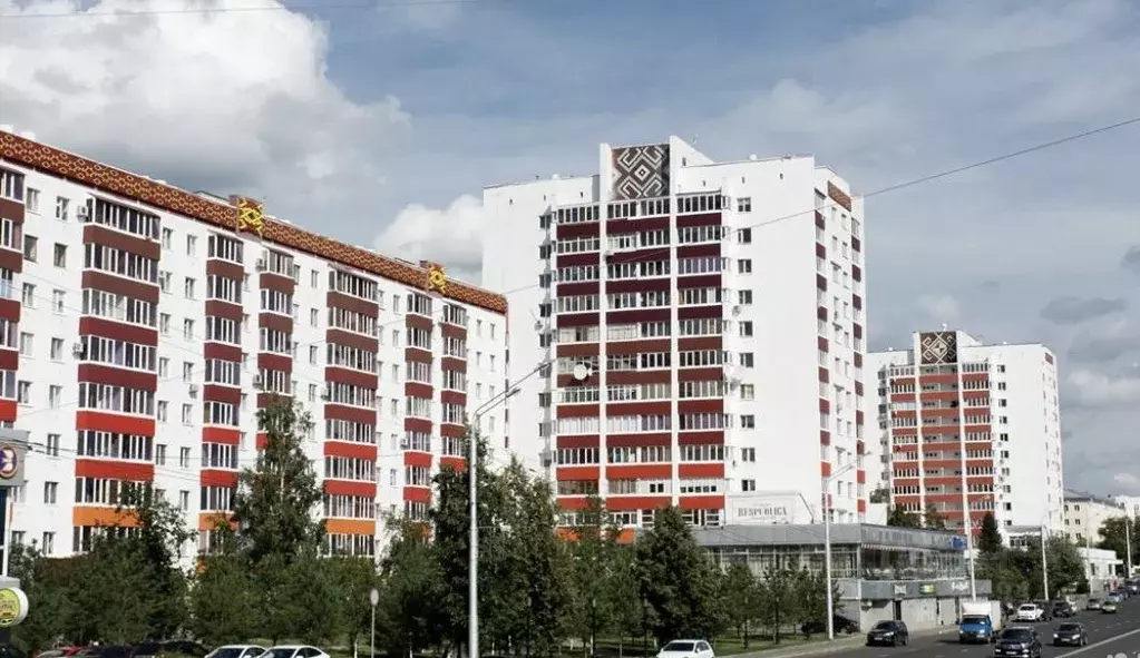 3-к кв. Башкортостан, Уфа ул. Заки Валиди, 5 (85.0 м) - Фото 1