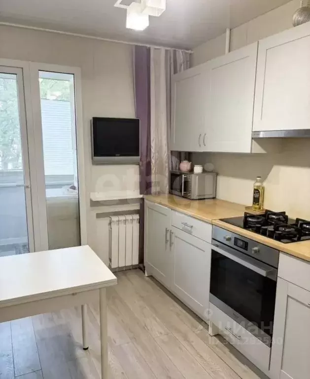 1-к кв. Башкортостан, Уфа ул. Кирова, 47/1 (71.1 м) - Фото 1