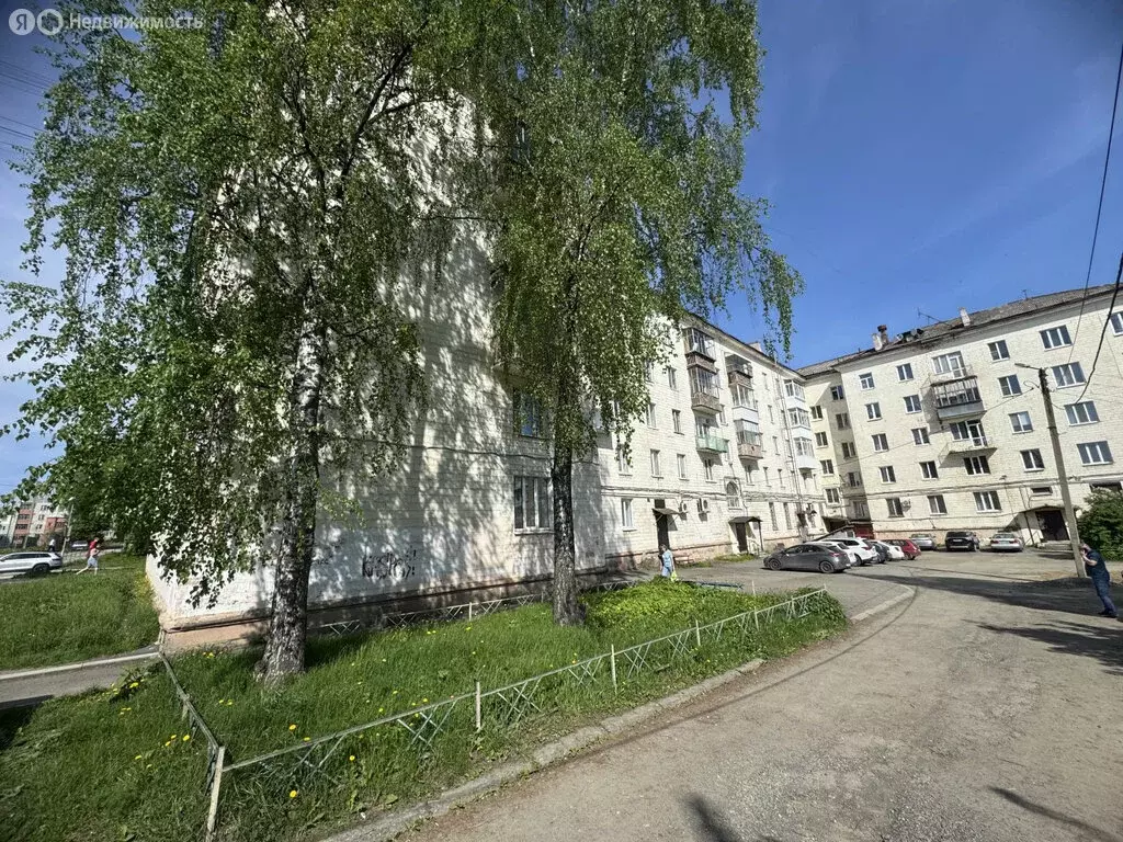 3-комнатная квартира: Нижний Тагил, улица Пархоменко, 22 (78.2 м) - Фото 0