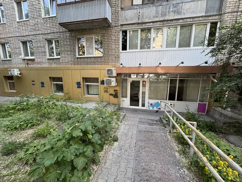 Помещение свободного назначения в Саратовская область, Саратов Рабочая ... - Фото 1