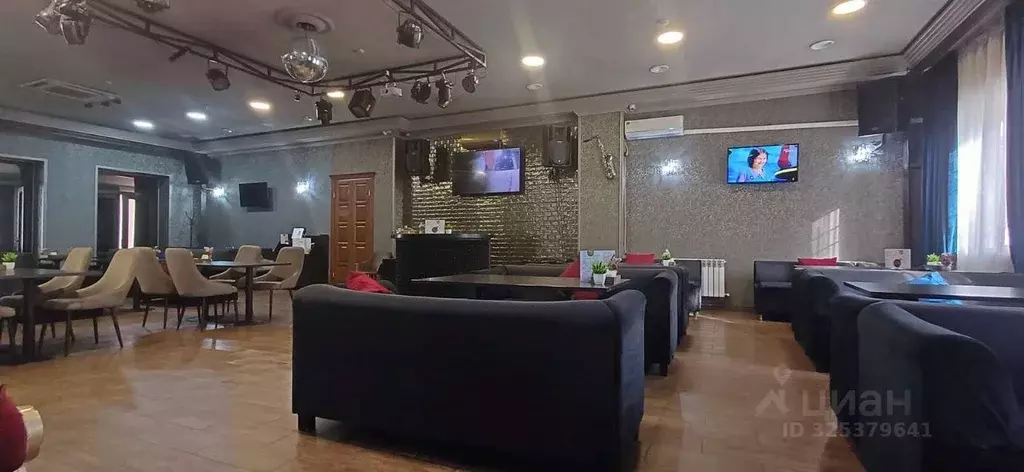 Торговая площадь в Кабардино-Балкария, Нальчик ул. Шарданова, 33 (932 ... - Фото 2