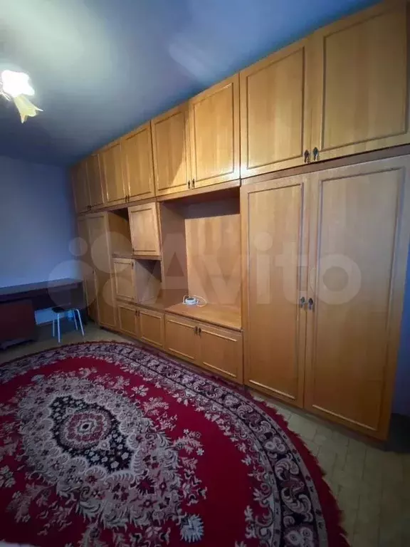 Комната 18 м в 3-к., 6/9 эт. - Фото 1