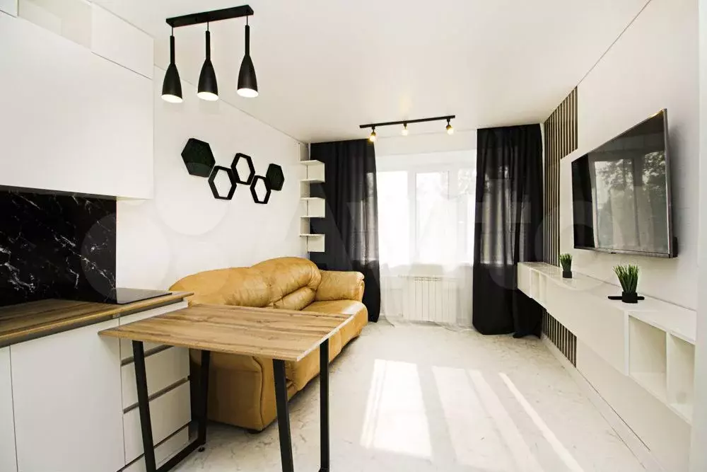 Комната 18,5 м в 4-к., 5/5 эт. - Фото 1