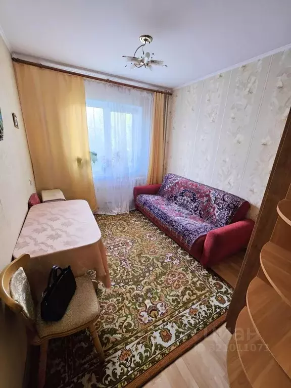 Комната Омская область, Омск ул. 10 лет Октября, 105 (11.0 м) - Фото 1