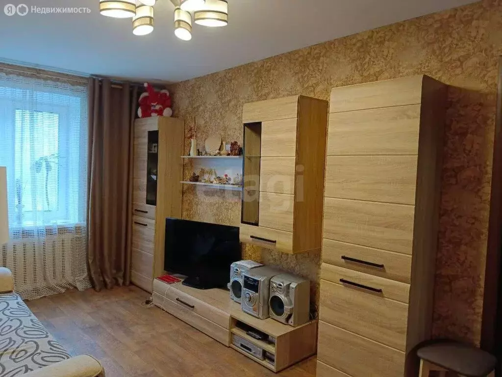 3-комнатная квартира: Брянск, проспект Станке Димитрова, 57 (62 м) - Фото 0