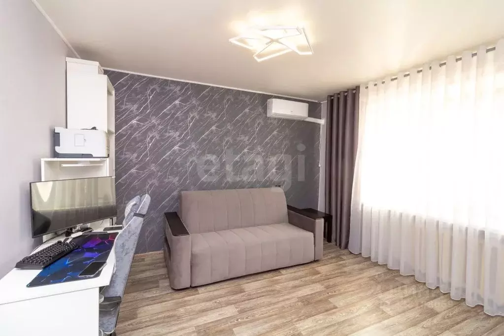 2-к кв. Тюменская область, Тюмень ул. Газовиков, 28а (42.0 м) - Фото 1