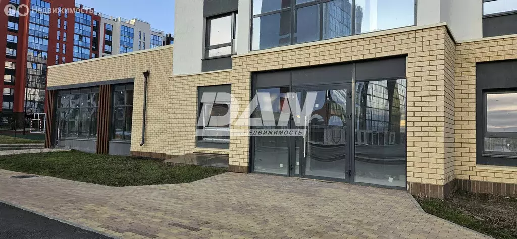 Торговая площадь (71.6 м) - Фото 1