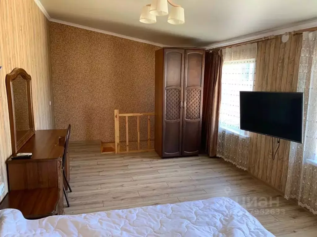 Дом в Крым, Евпатория ул. Трудовая, 31 (50 м) - Фото 0