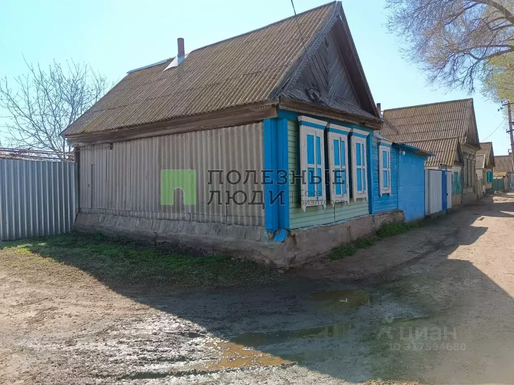 Дом в Астраханская область, Камызякский район, с. Увары ул. Кочетова, ... - Фото 1