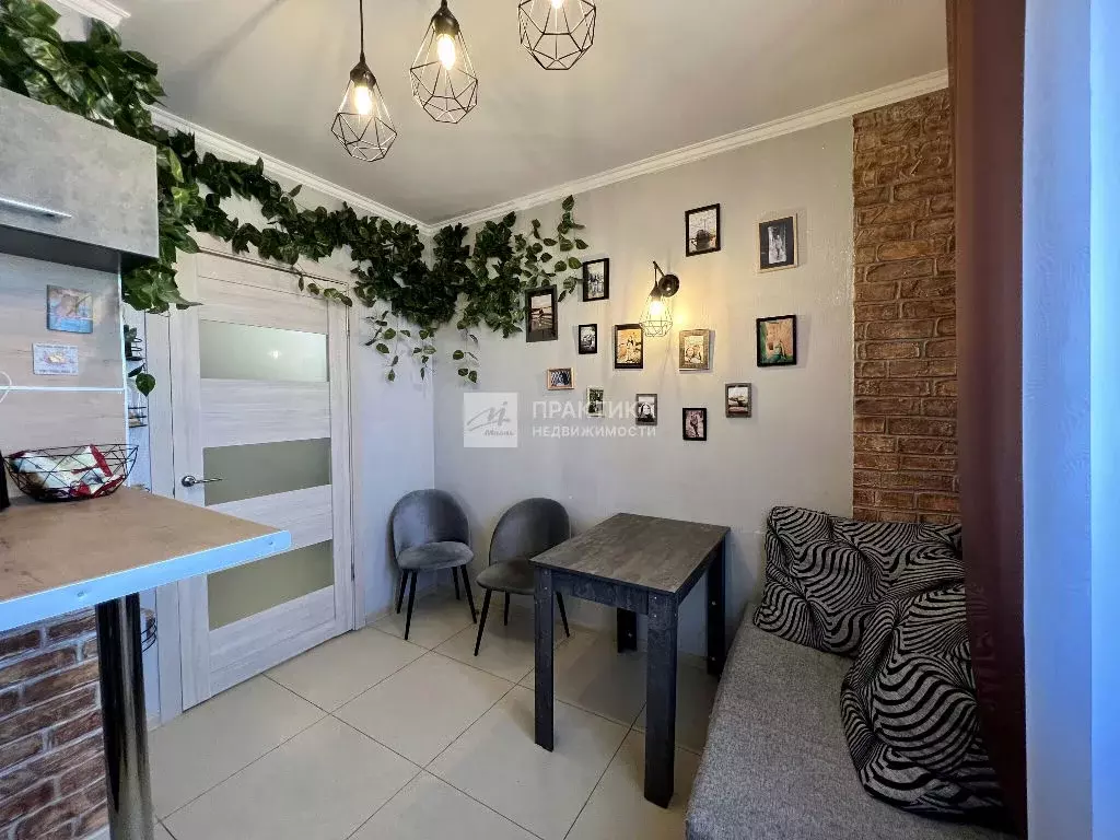 Продается 2-комнатная квартира - Фото 1