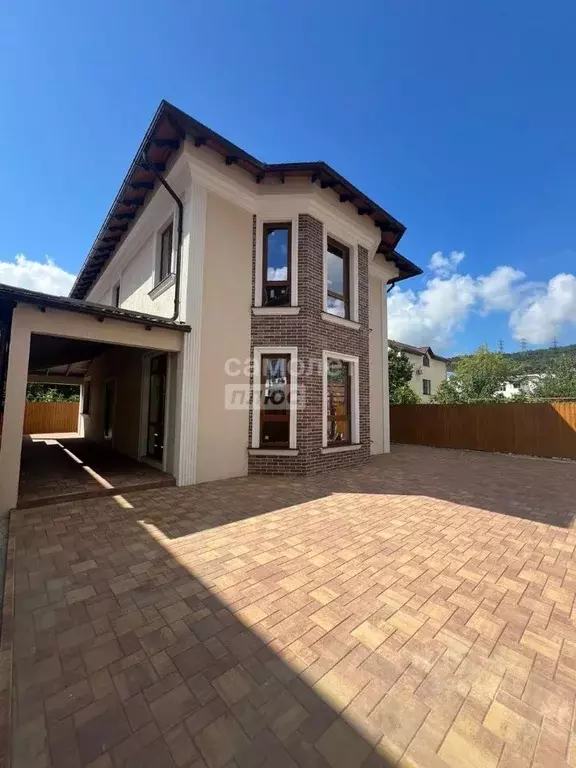 Дом в Краснодарский край, Геленджик городской округ, с. Кабардинка ул. ... - Фото 1