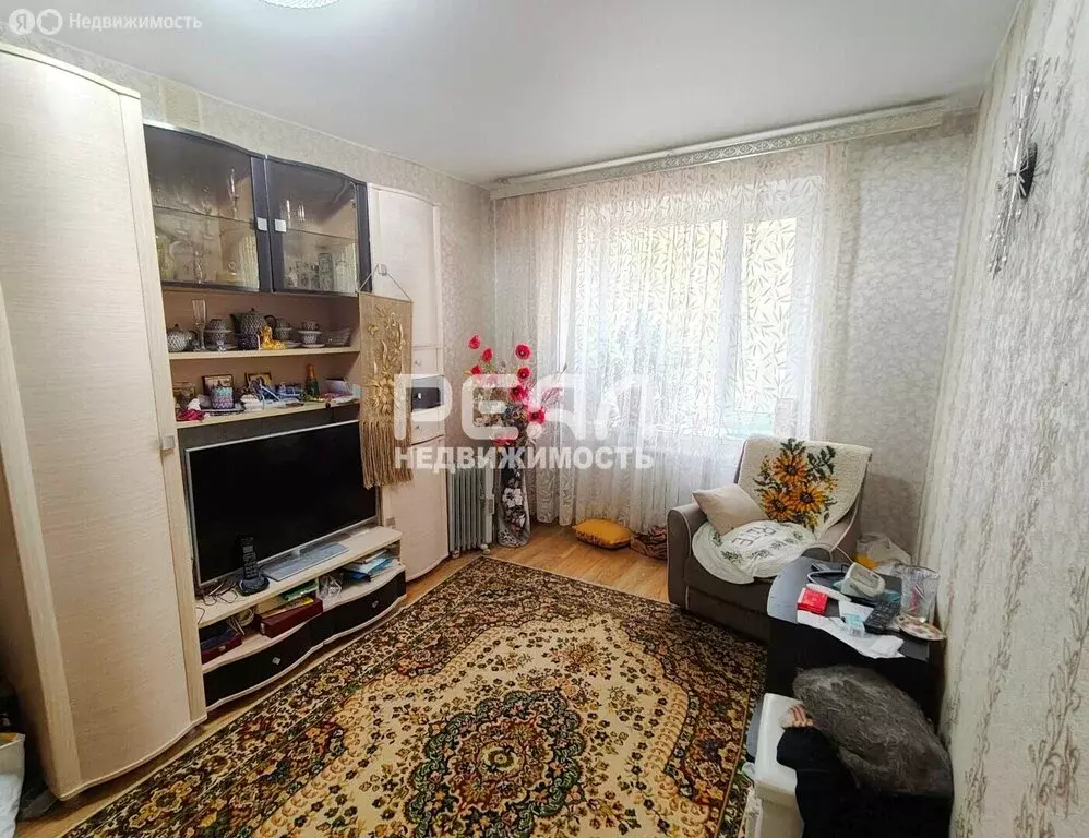 1к в 8-комнатной квартире (13.1 м) - Фото 1