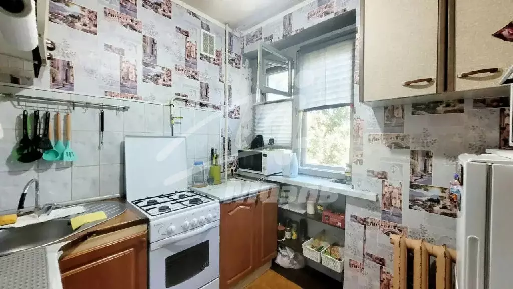 Продается 2-комнатная квартира - Фото 1