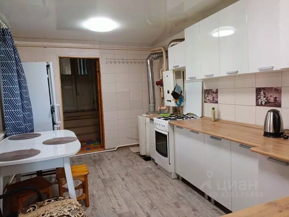 Дом в Краснодарский край, Крымск ул. Дружбы (82 м) - Фото 2