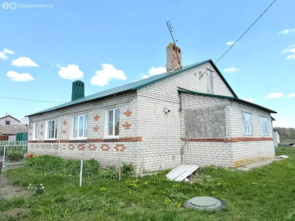 Дом в Липецкая область, Задонский муниципальный округ, деревня ... - Фото 2