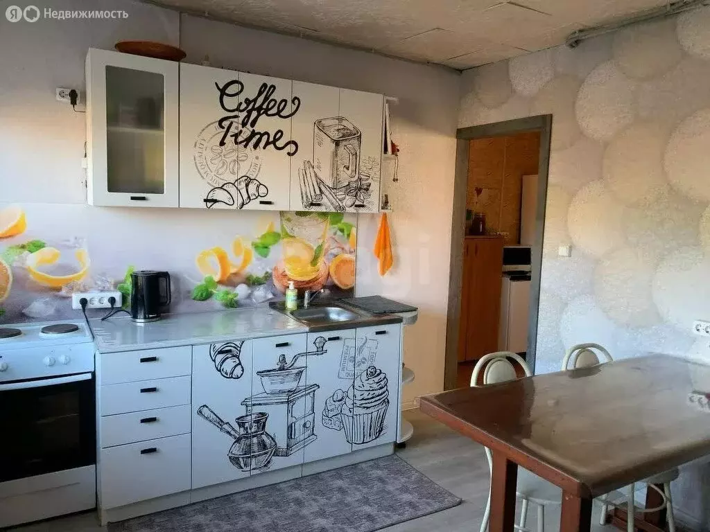 Дом в Кировский, Советская улица (65.2 м) - Фото 1