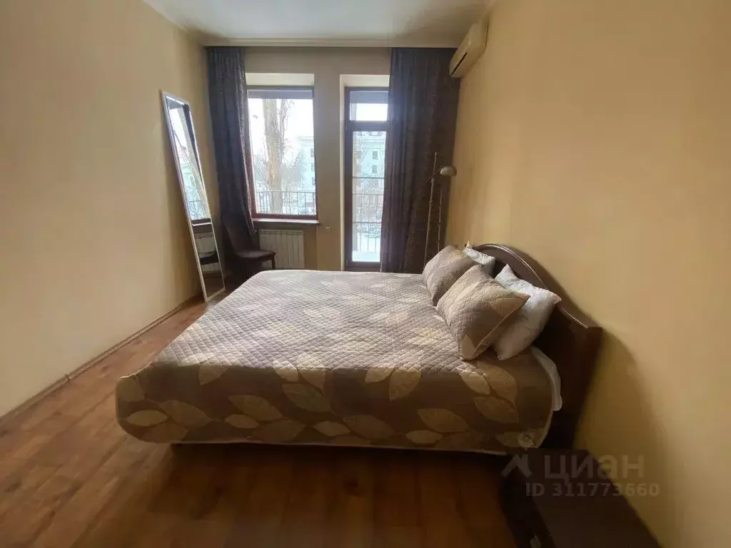 2-к кв. Волгоградская область, Волгоград ул. Мира, 8 (52.0 м) - Фото 1