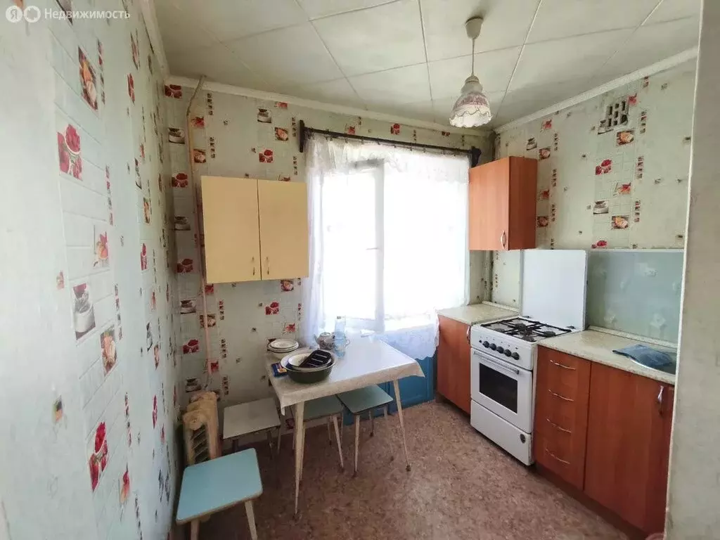 2-комнатная квартира: Балаково, Вокзальная улица, 10 (48 м) - Фото 1