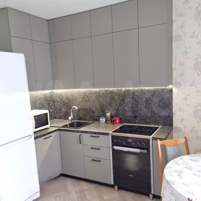1-к. квартира, 40 м, 10/12 эт. - Фото 0
