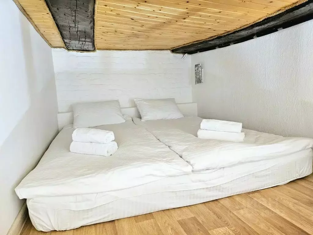 Комната Санкт-Петербург Казанская ул., 26/27 - Фото 2