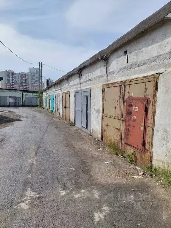 Гараж в Свердловская область, Екатеринбург ул. Шефская, 112 (20 м) - Фото 1