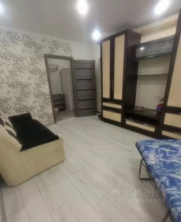 2-к кв. Белгородская область, Старый Оскол Макаренко мкр, 12 (40.0 м) - Фото 1