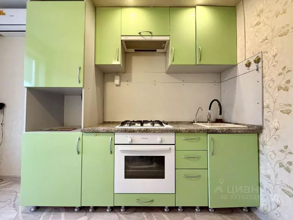 3-к кв. Волгоградская область, Волжский ул. Мира, 93 (63.9 м) - Фото 1