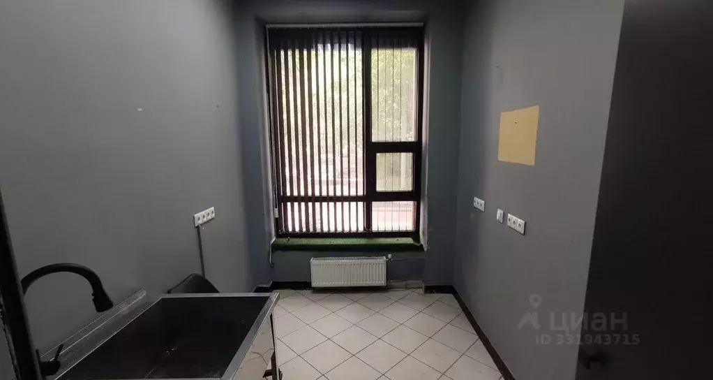 Помещение свободного назначения в Москва Тихвинская ул., 20 (8 м) - Фото 1