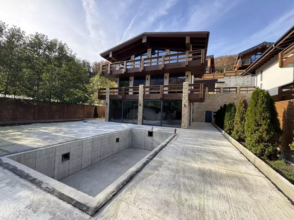 Дом в Краснодарский край, Сочи Красная Поляна пгт, 2-й Садовый мкр, ... - Фото 1